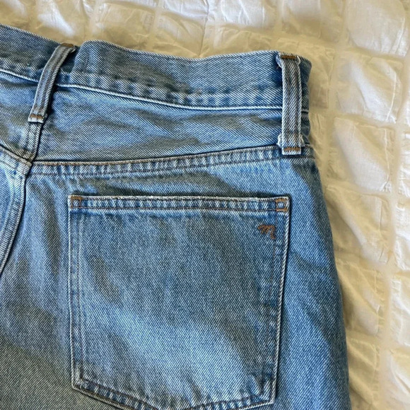 Madewell curvy relaxed denim shorts - Picture 7 of 10